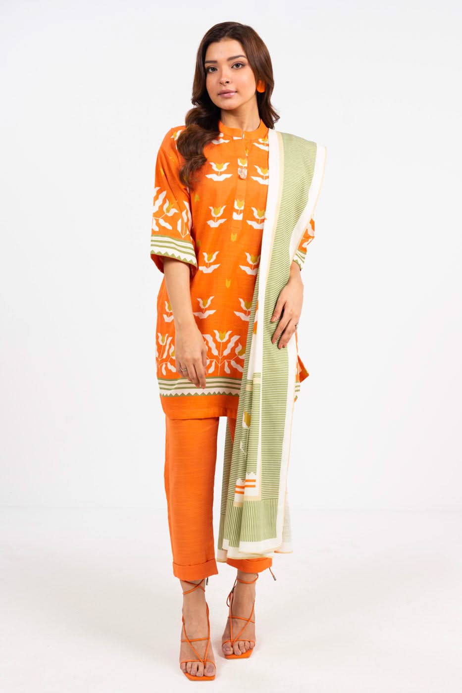 Al Karam | Winter 24 | FW-49.1-24 - Official Alkaram stockist in UK - Sakeena London