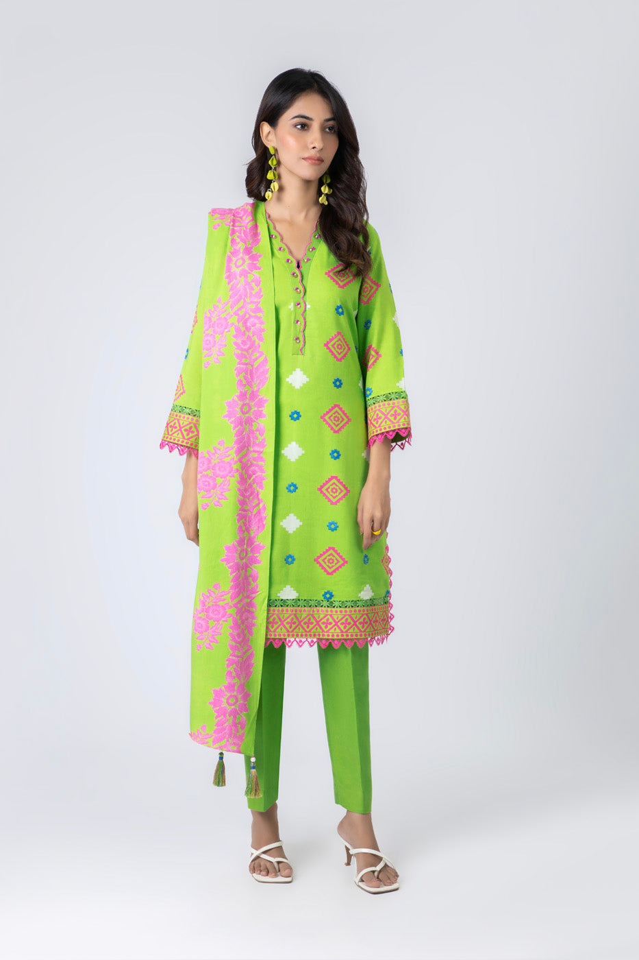 Al Karam | Winter 24 | FW-58.1-24 - Official Alkaram stockist in UK - Sakeena London