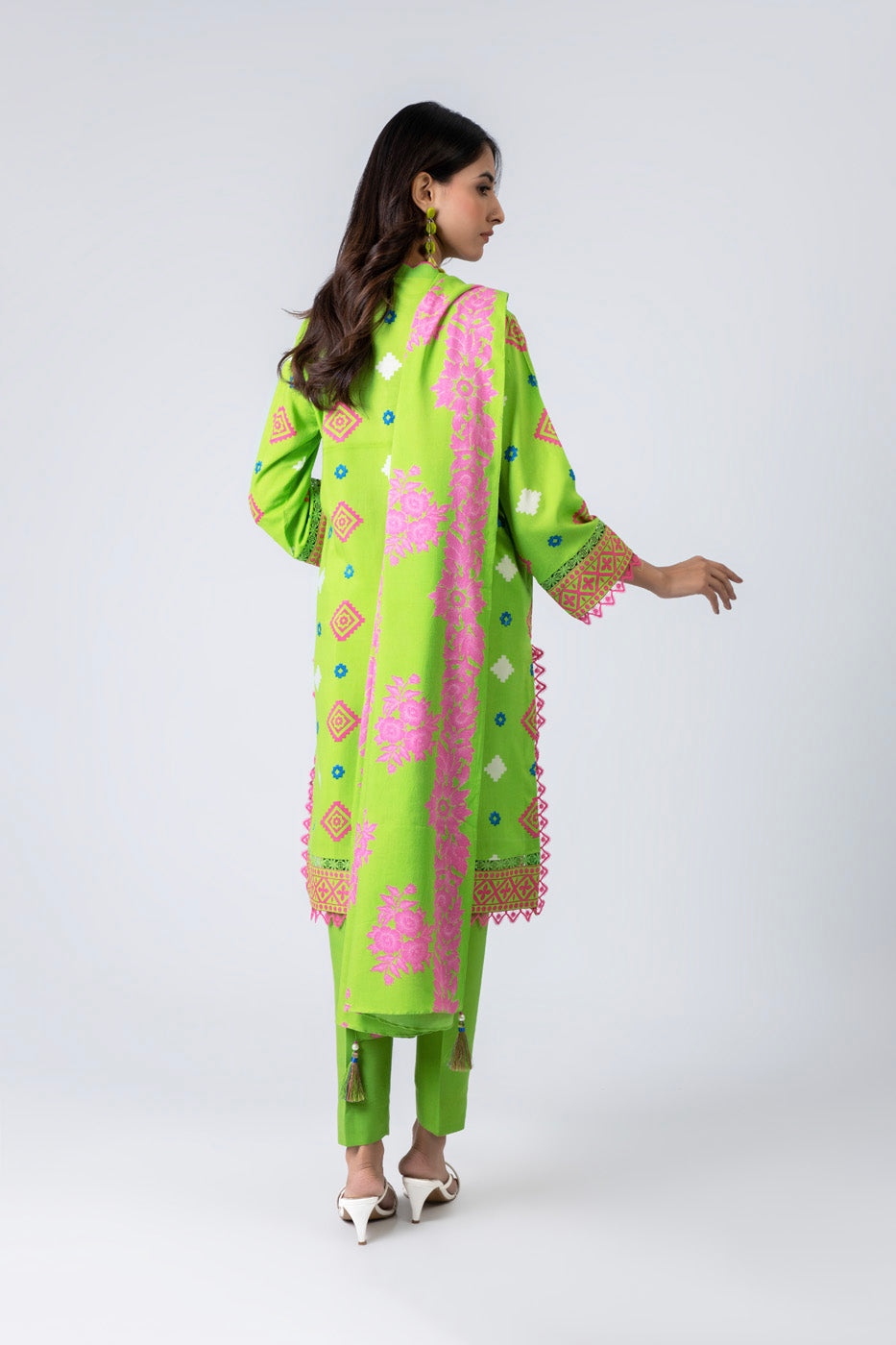 Al Karam | Winter 24 | FW-58.1-24 - Official Alkaram stockist in UK - Sakeena London