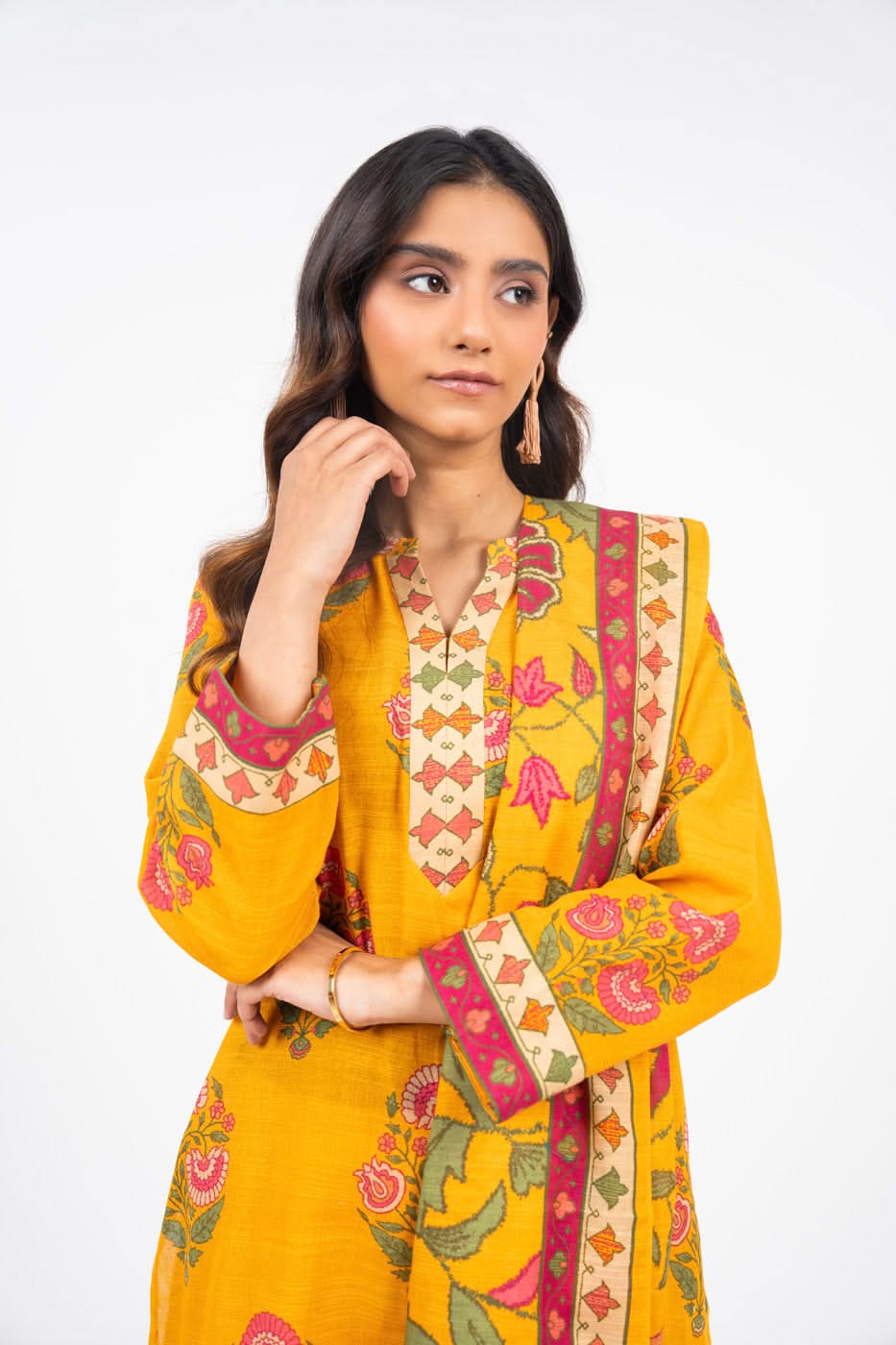 Al Karam | Winter 24 | FW-60.1-24 - Official Alkaram stockist in UK - Sakeena London
