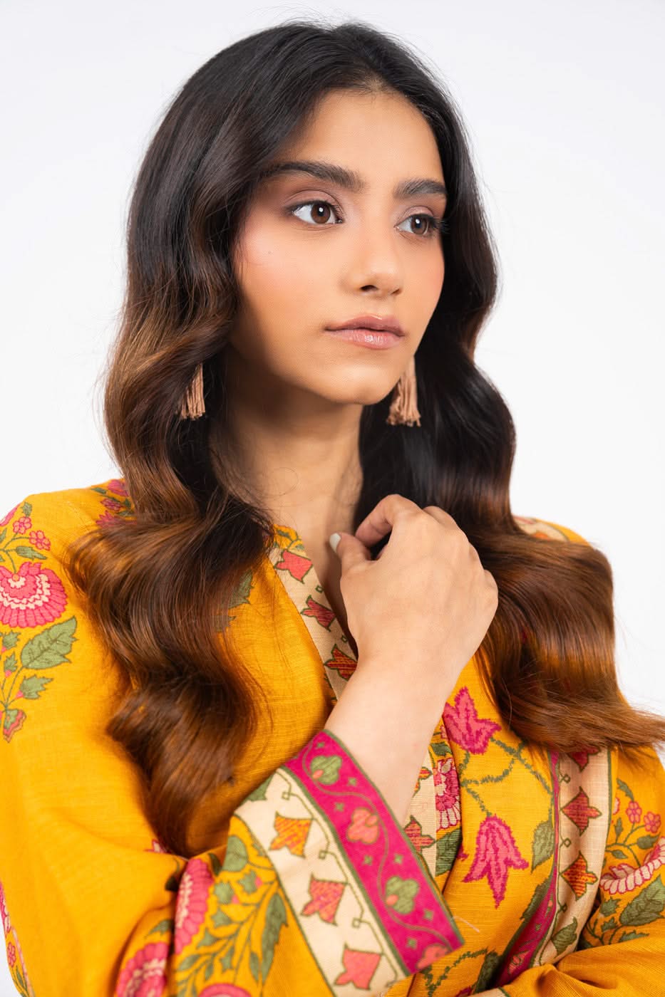 Al Karam | Winter 24 | FW-60.1-24 - Official Alkaram stockist in UK - Sakeena London
