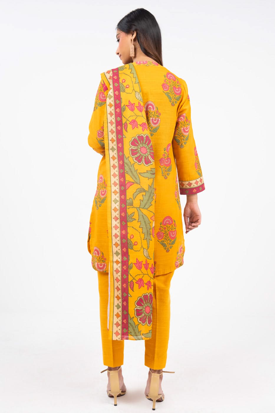 Al Karam | Winter 24 | FW-60.1-24 - Official Alkaram stockist in UK - Sakeena London