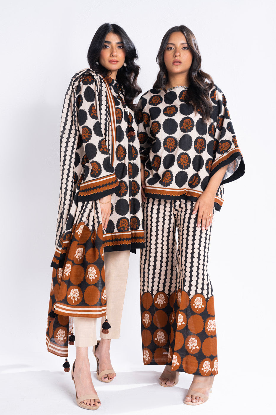 Al Karam | Winter 24 | FW-09-24 - Official Alkaram stockist in UK - Sakeena London