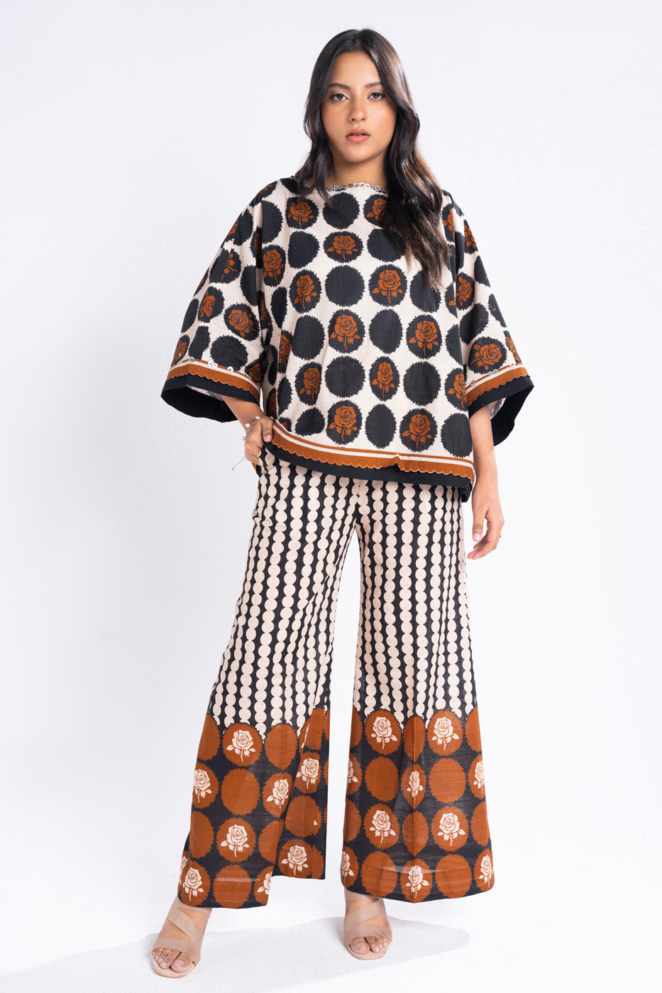 Al Karam | Winter 24 | FW-09-24 - Official Alkaram stockist in UK - Sakeena London