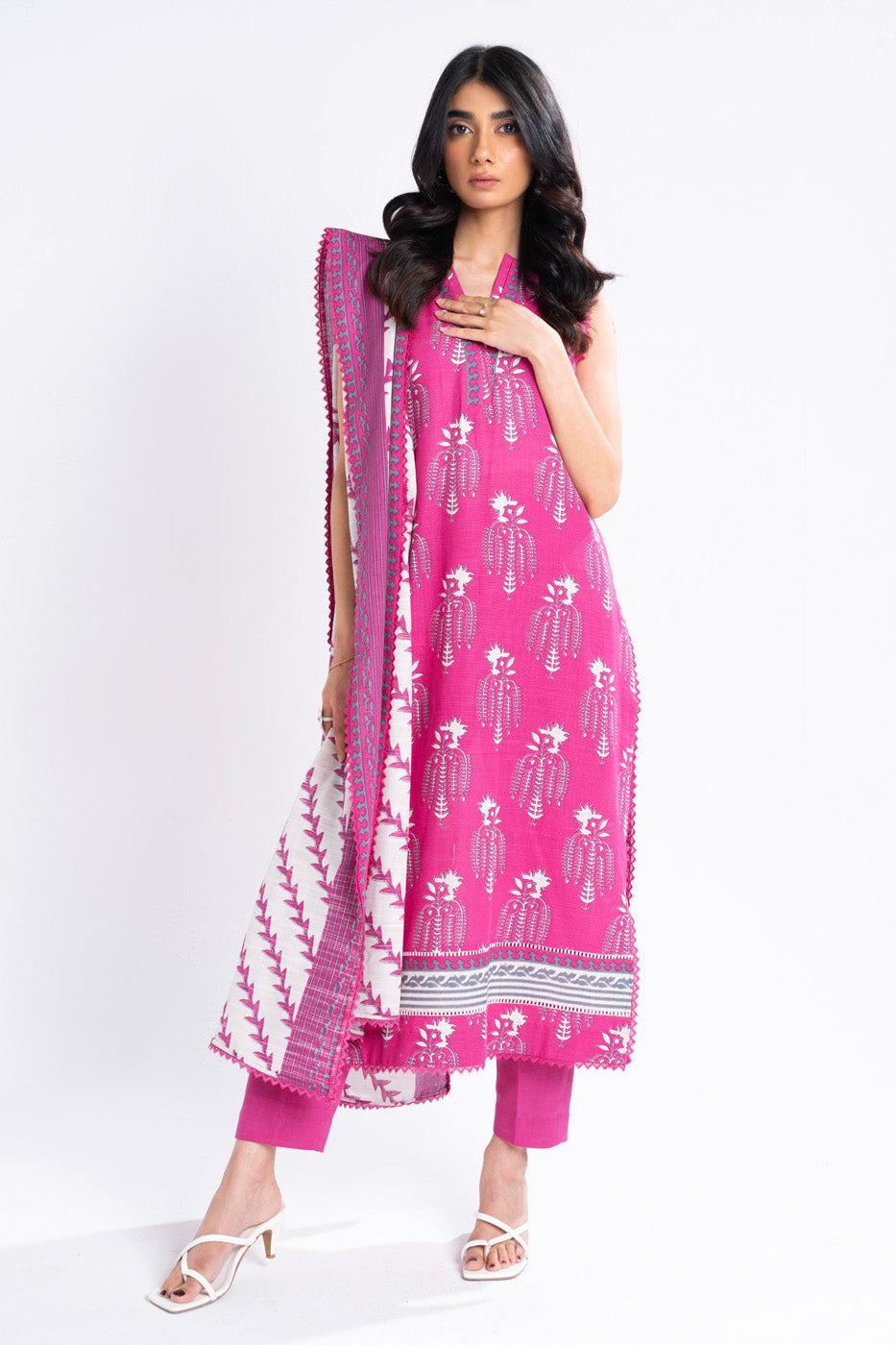 Al Karam | Winter 24 | FW-22-24 - Official Alkaram stockist in UK - Sakeena London