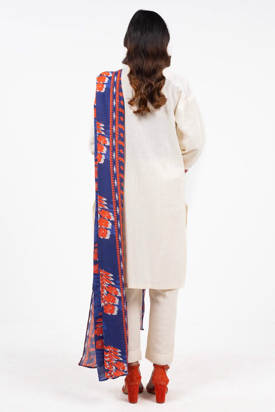 Al Karam | Winter 24 | FW-03-24 - Official Alkaram stockist in UK - Sakeena London