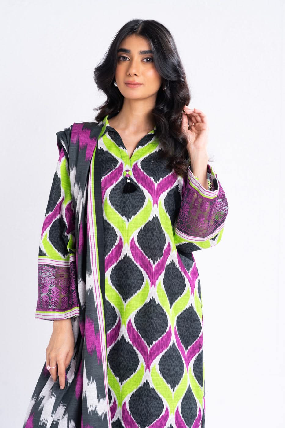 Al Karam | Winter 24 | FW-11-24 - Official Alkaram stockist in UK - Sakeena London