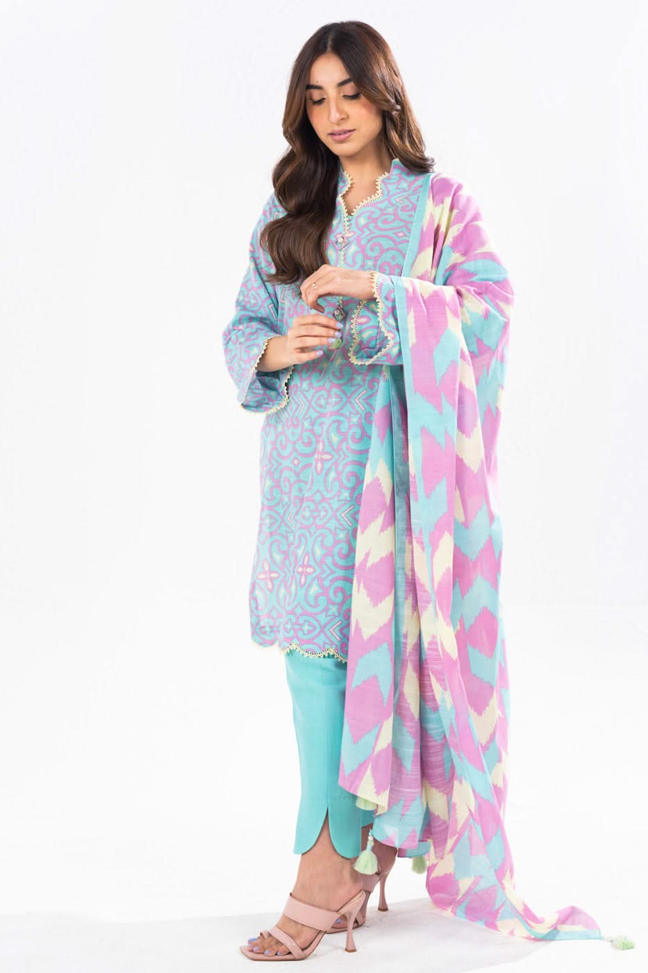Al Karam | Winter 24 | FW-16-24 - Official Alkaram stockist in UK - Sakeena London