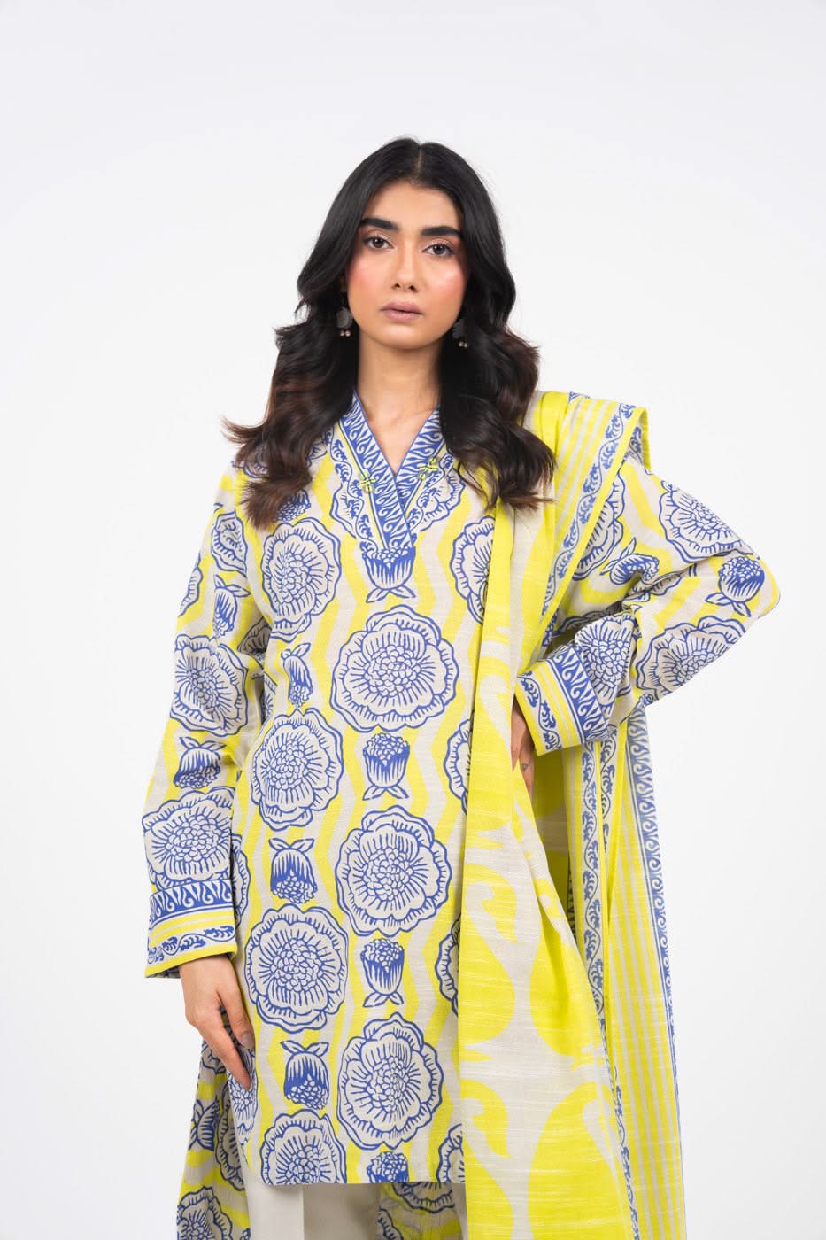 Al Karam | Winter 24 | FW-17-24 - Official Alkaram stockist in UK - Sakeena London