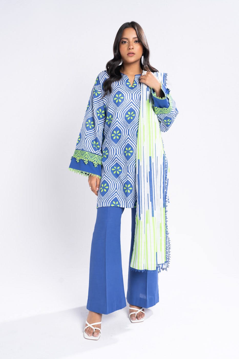 Al Karam | Winter 24 | FW-18-24 - Official Alkaram stockist in UK - Sakeena London