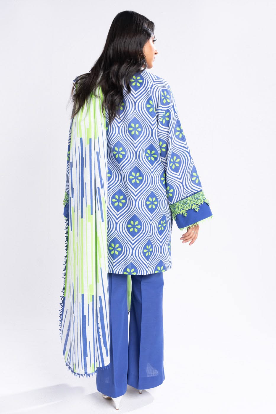 Al Karam | Winter 24 | FW-18-24 - Official Alkaram stockist in UK - Sakeena London