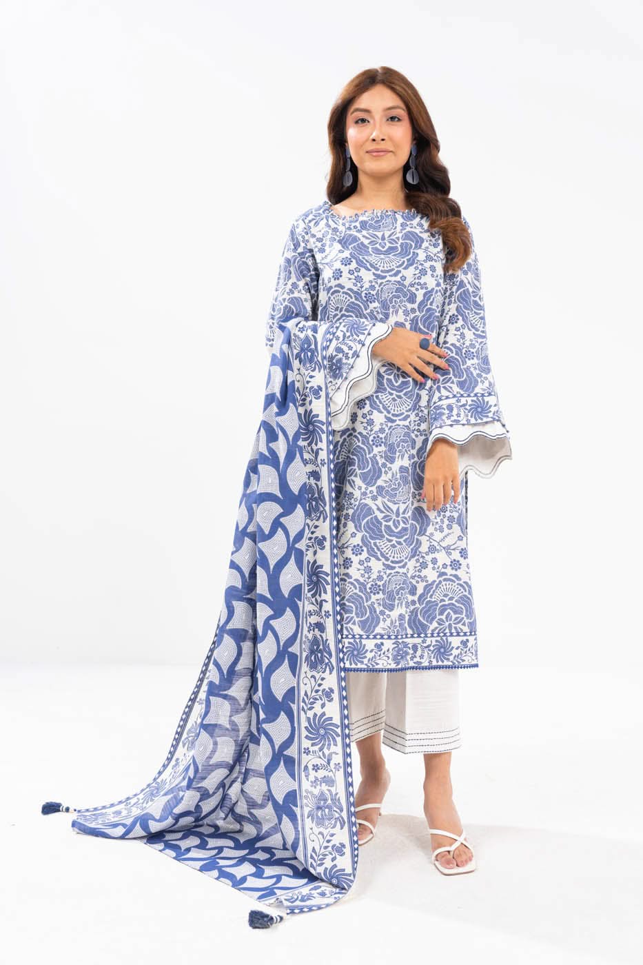 Al Karam | Winter 24 | FW-19-24 - Official Alkaram stockist in UK - Sakeena London