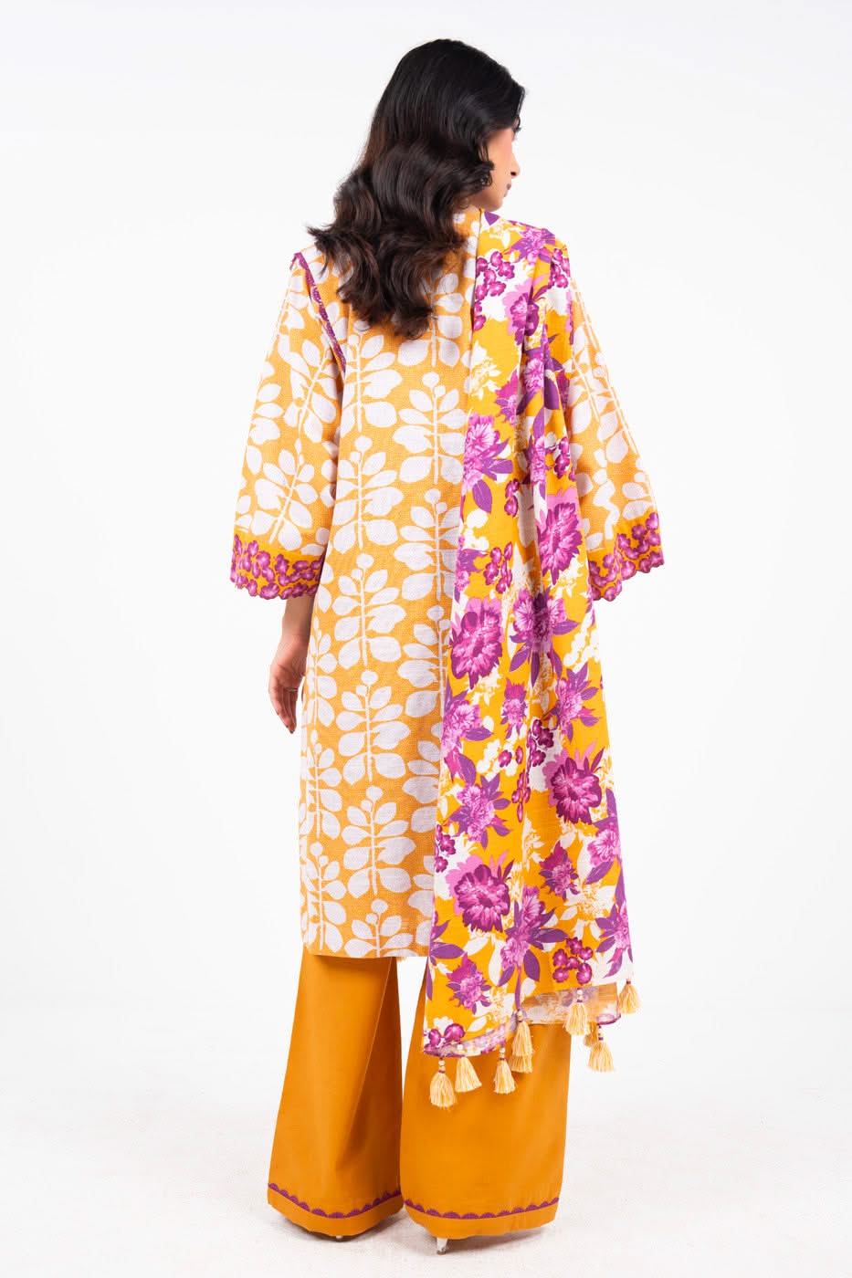 Al Karam | Winter 24 | FW-21-24 - Official Alkaram stockist in UK - Sakeena London