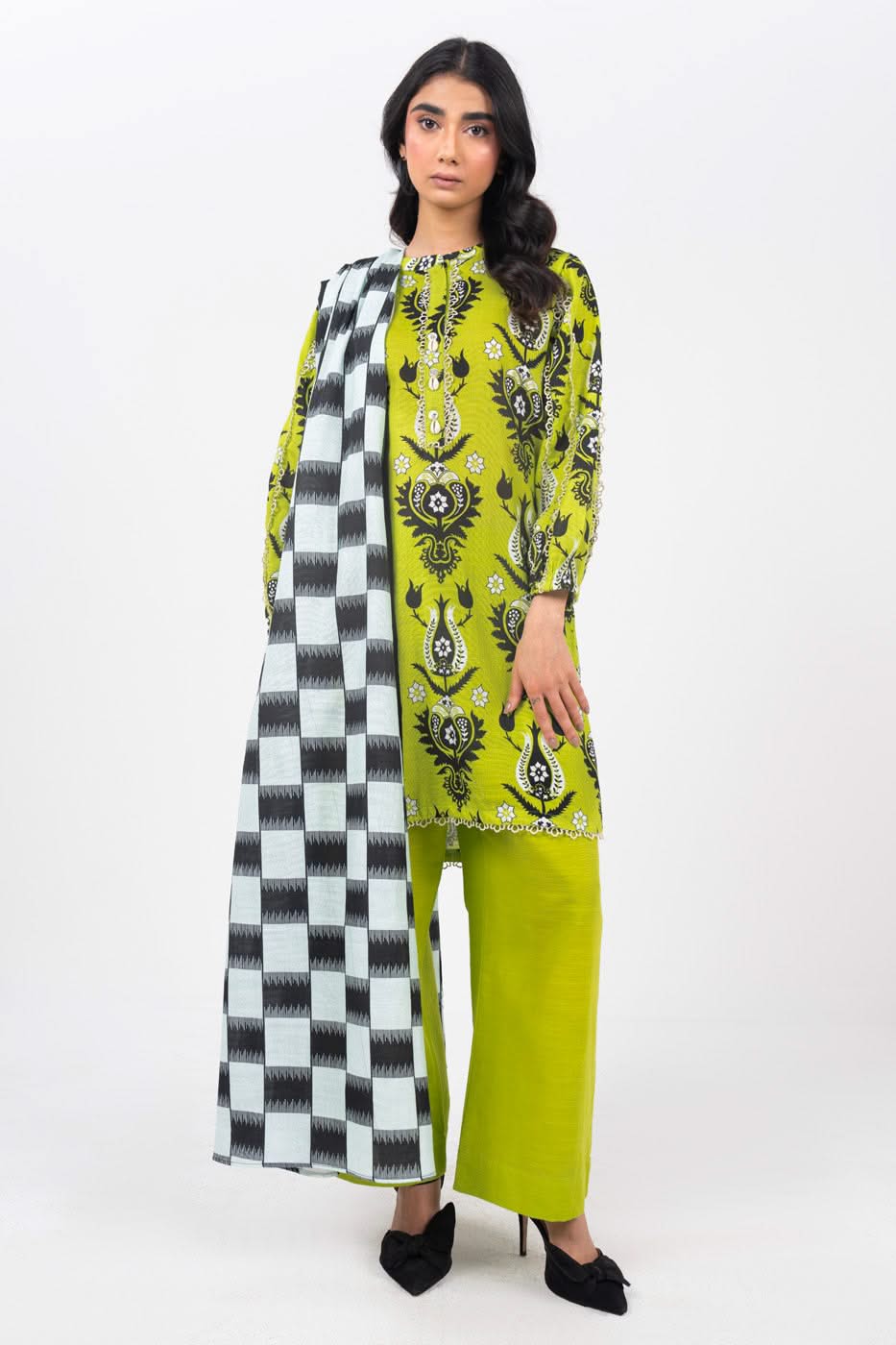 Al Karam | Winter 24 | FW-38-24 - Official Alkaram stockist in UK - Sakeena London