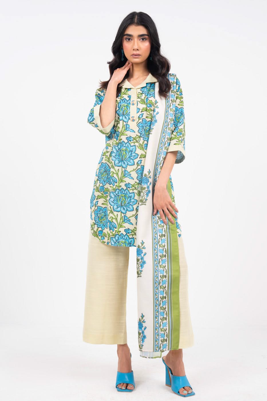 Al Karam | Winter 24 | FW-44-24 - Official Alkaram stockist in UK - Sakeena London