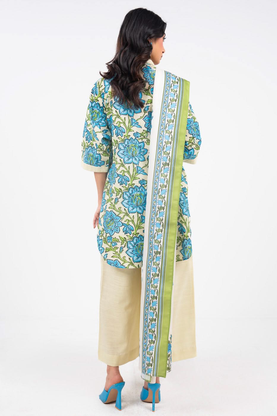 Al Karam | Winter 24 | FW-44-24 - Official Alkaram stockist in UK - Sakeena London
