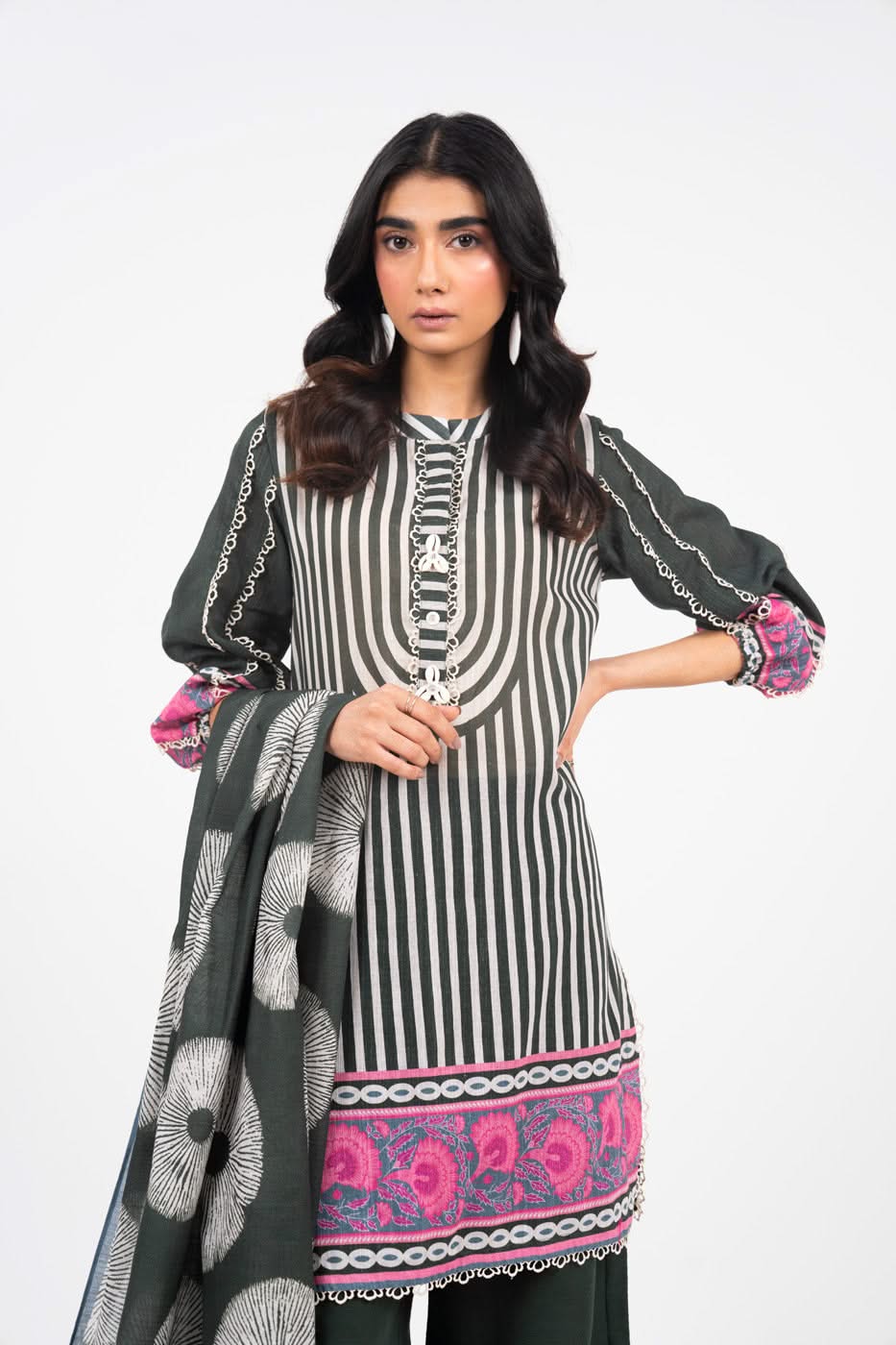 Al Karam | Winter 24 | FW-53-24 - Official Alkaram stockist in UK - Sakeena London