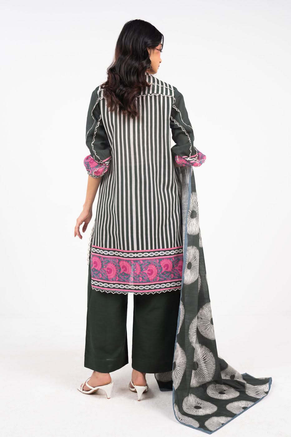Al Karam | Winter 24 | FW-53-24 - Official Alkaram stockist in UK - Sakeena London