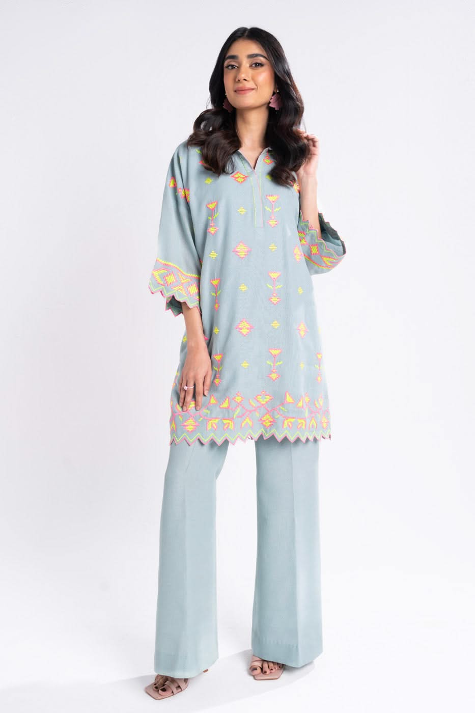 Al Karam | Winter 24 | FW-58-24 - Official Alkaram stockist in UK - Sakeena London