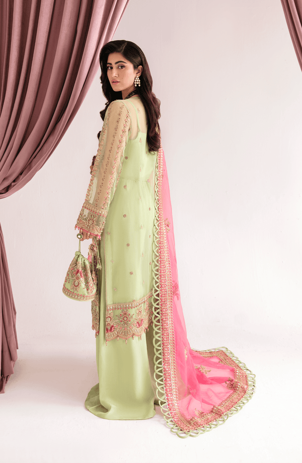 Fabiha Fatima | Reve Royal Luxury Wedding Dresses | ESRA - Official Fabiha Fatima stockist in UK - Sakeena London
