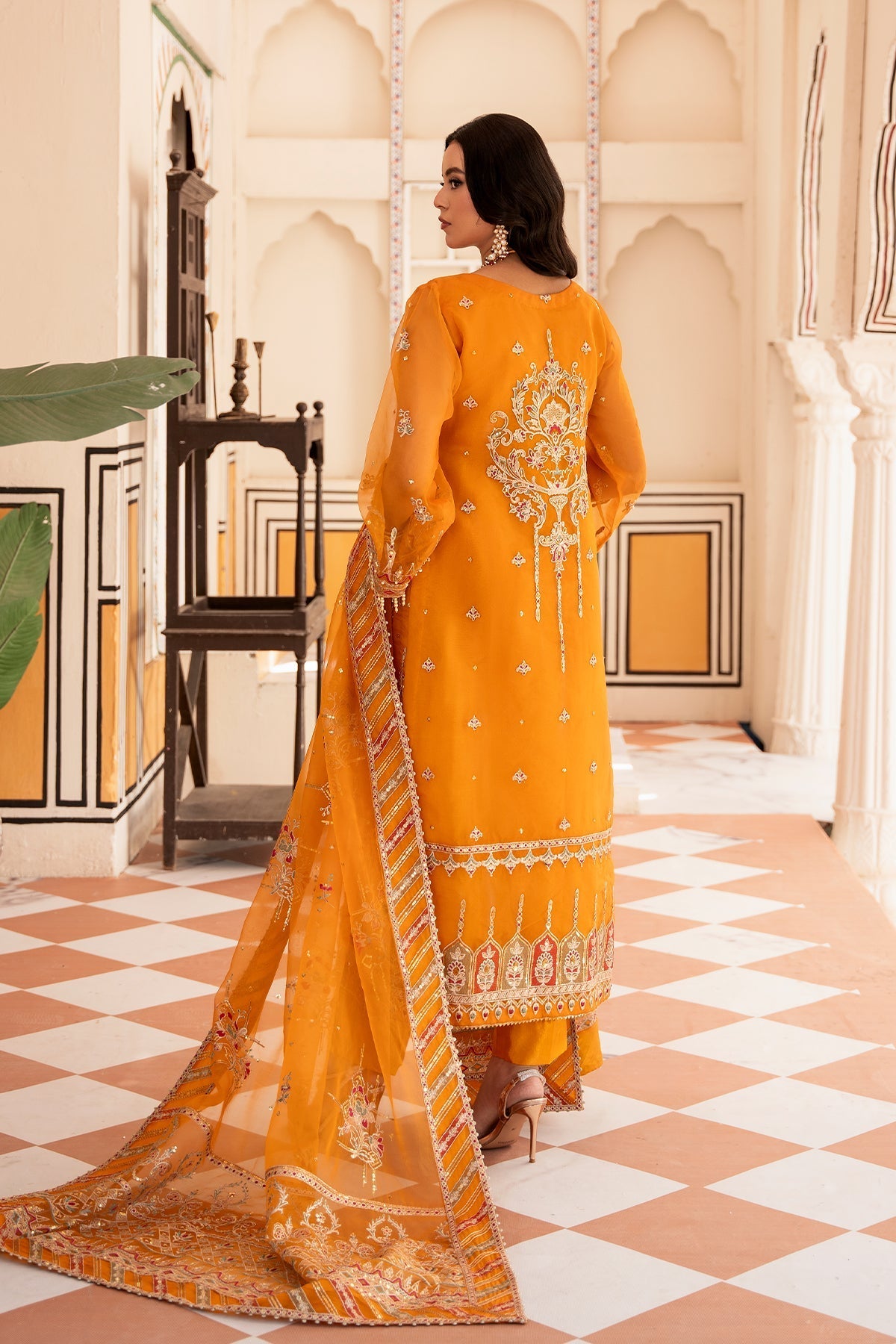 Rajwani | Luxury Formals | NAZNEEN - Official Rajwani stockist in UK - Sakeena London