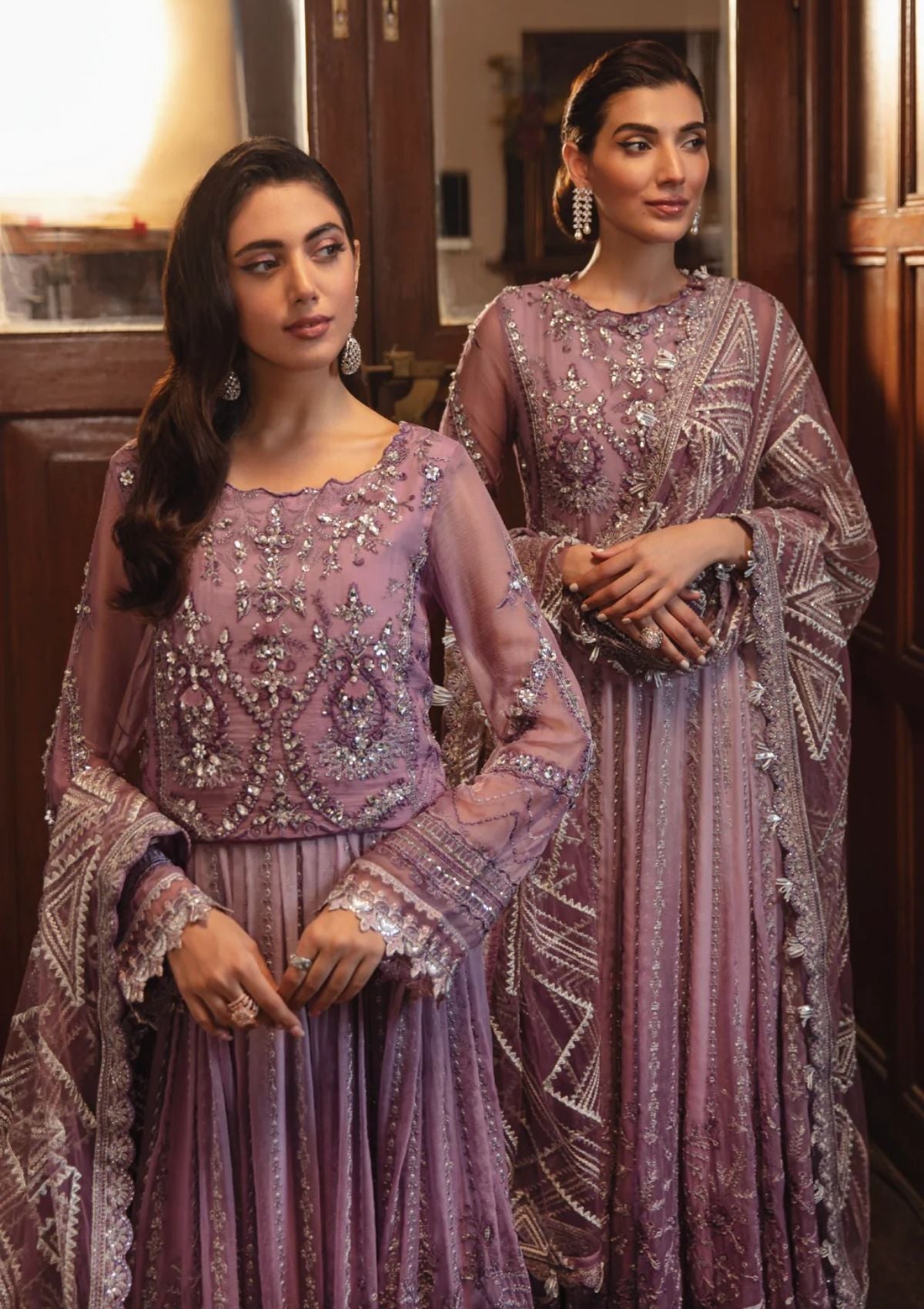 Formal Dress - Iznik - La Royale - Epoch - IRC#2