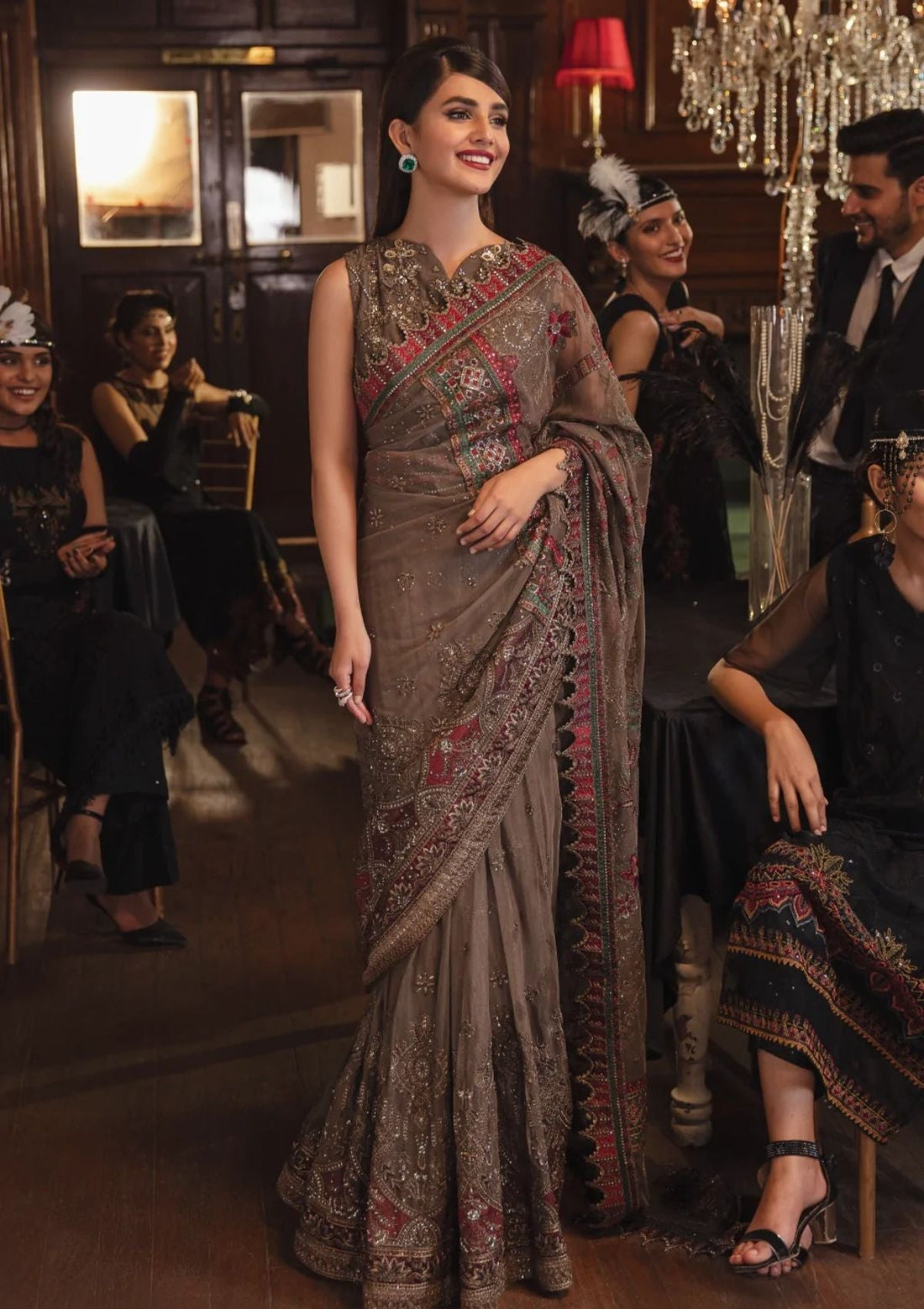 Formal Dress - Iznik - La Royale - Sabaism - IRC#5