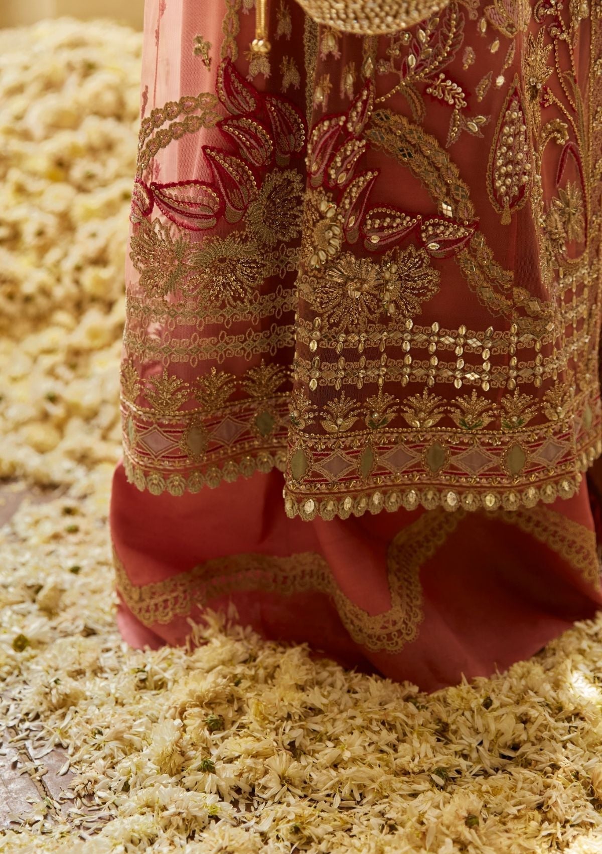 Formal Dress - Suffuse - Freeshia - (Zareen)