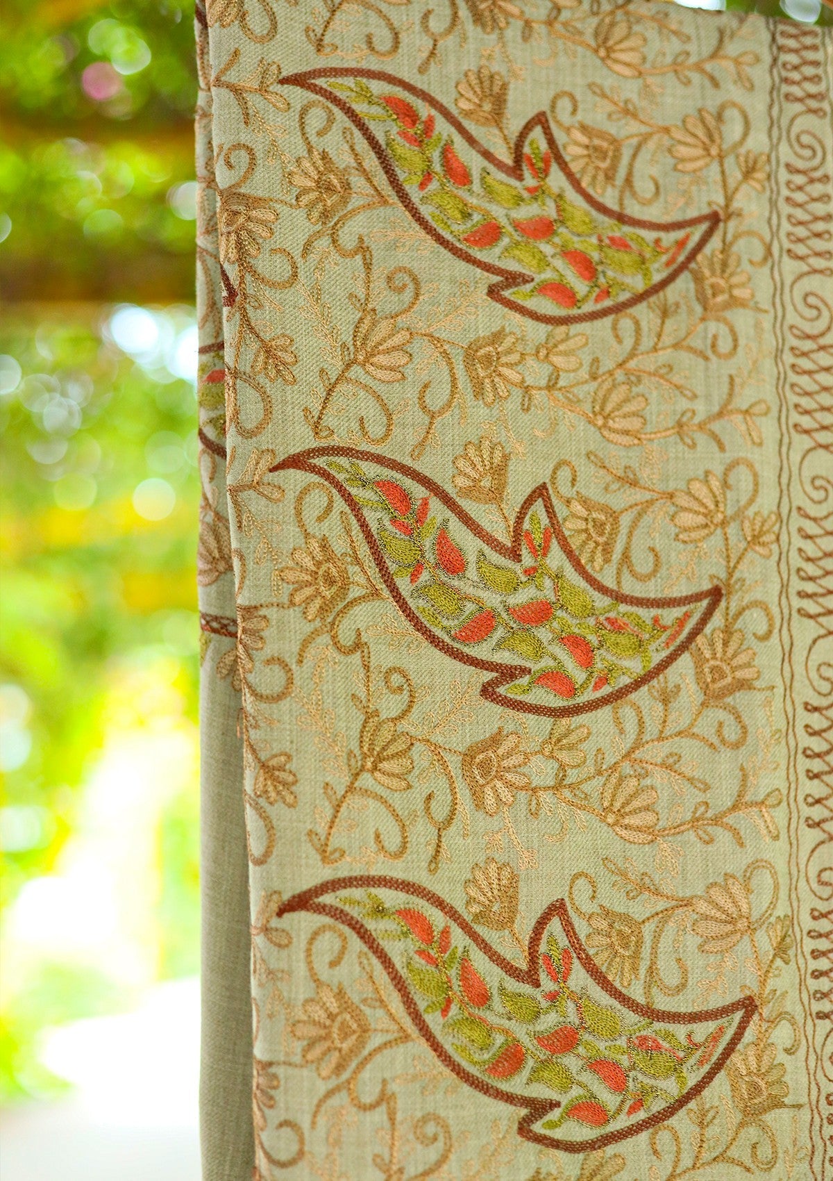 ARI Work Wool Shawl D - 03 - Mouse