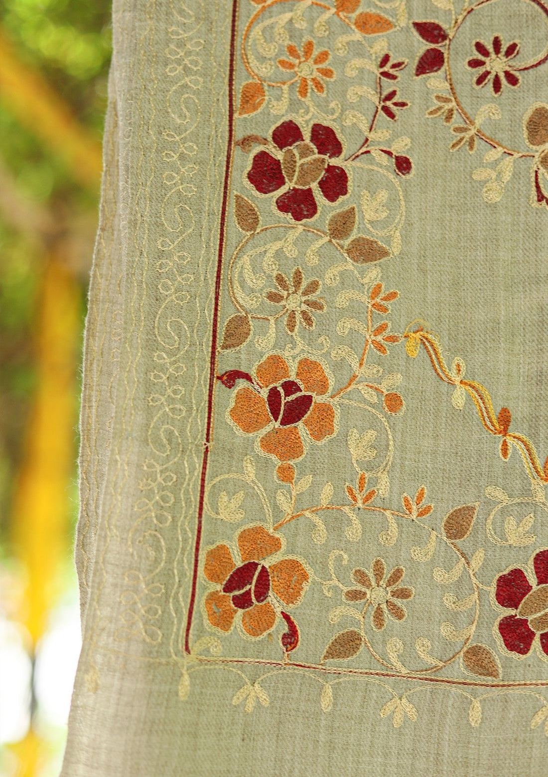 ARI Work Wool Shawl D - 03 - L Mouse