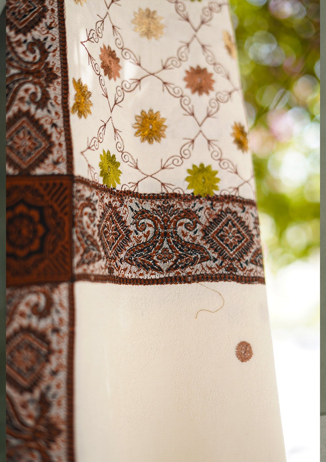 Wool Embroidered Shawl D - 15 - Off White