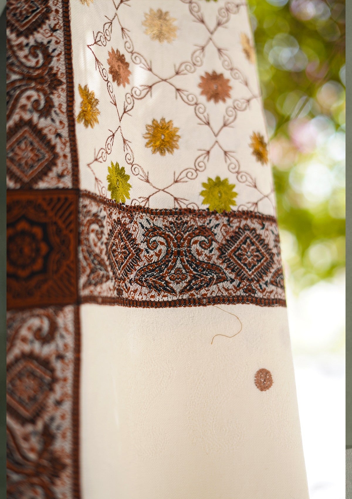 Wool Embroidered Shawl D - 15 - Off White