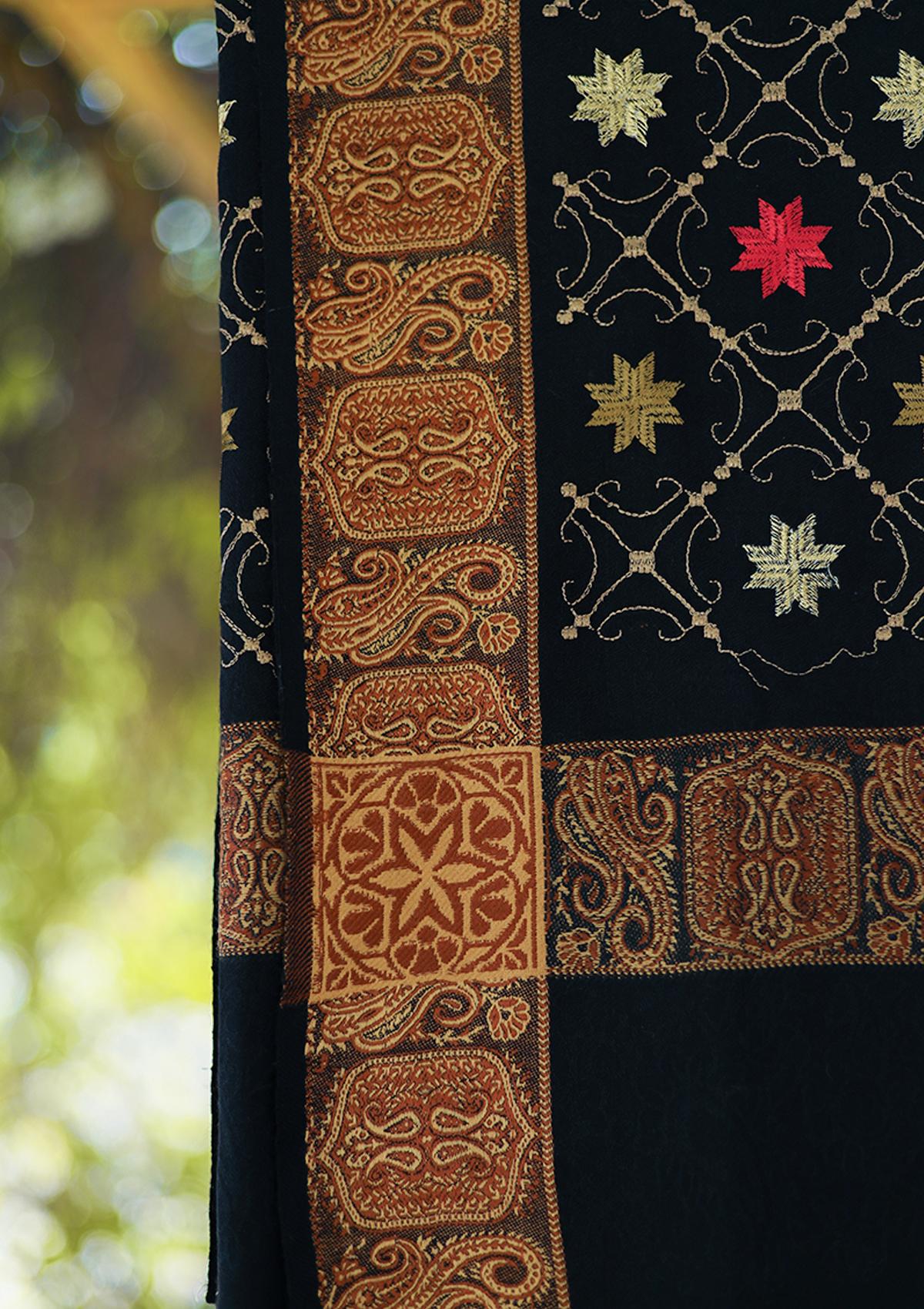 Wool Embroidered Shawl D - 18 - BLACK
