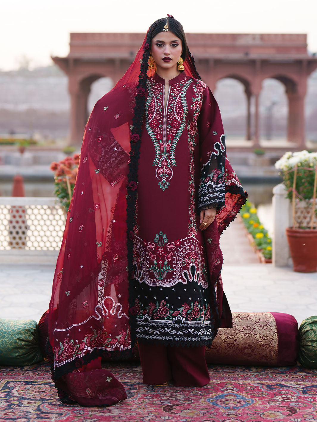 Mahnur | Gul Luxury Lawn 26 |G-005