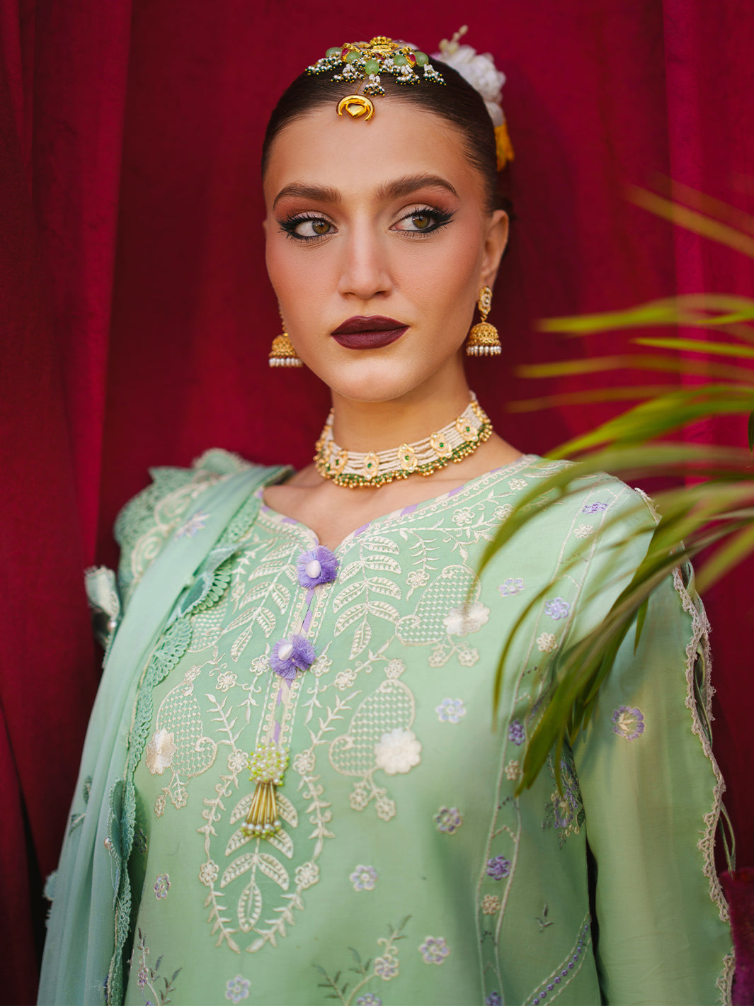 Mahnur | Gul Luxury Lawn 26 | G-011
