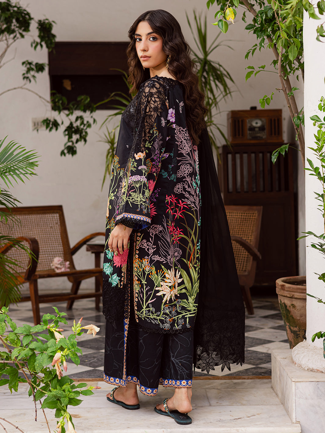 Mahnur | Gulzar Winter 25 | G - 01 - Official Mahnur stockist in UK - Sakeena London