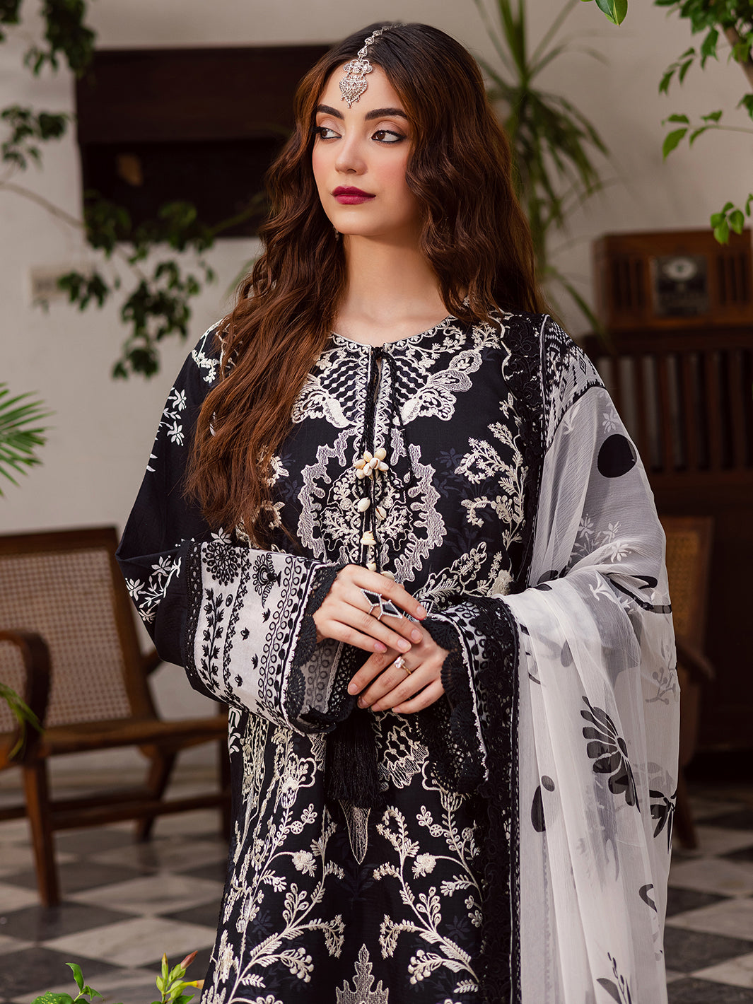 Mahnur | Gulzar Winter 25 | G - 04 - Official Mahnur stockist in UK - Sakeena London