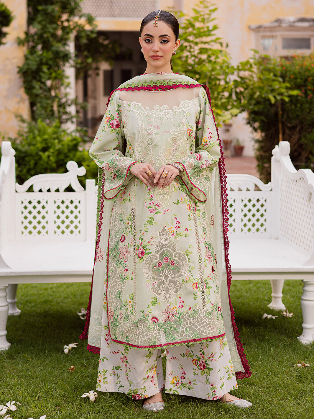 Mahnur | Gulzar Winter 25 | G - 09 - Official Mahnur stockist in UK - Sakeena London