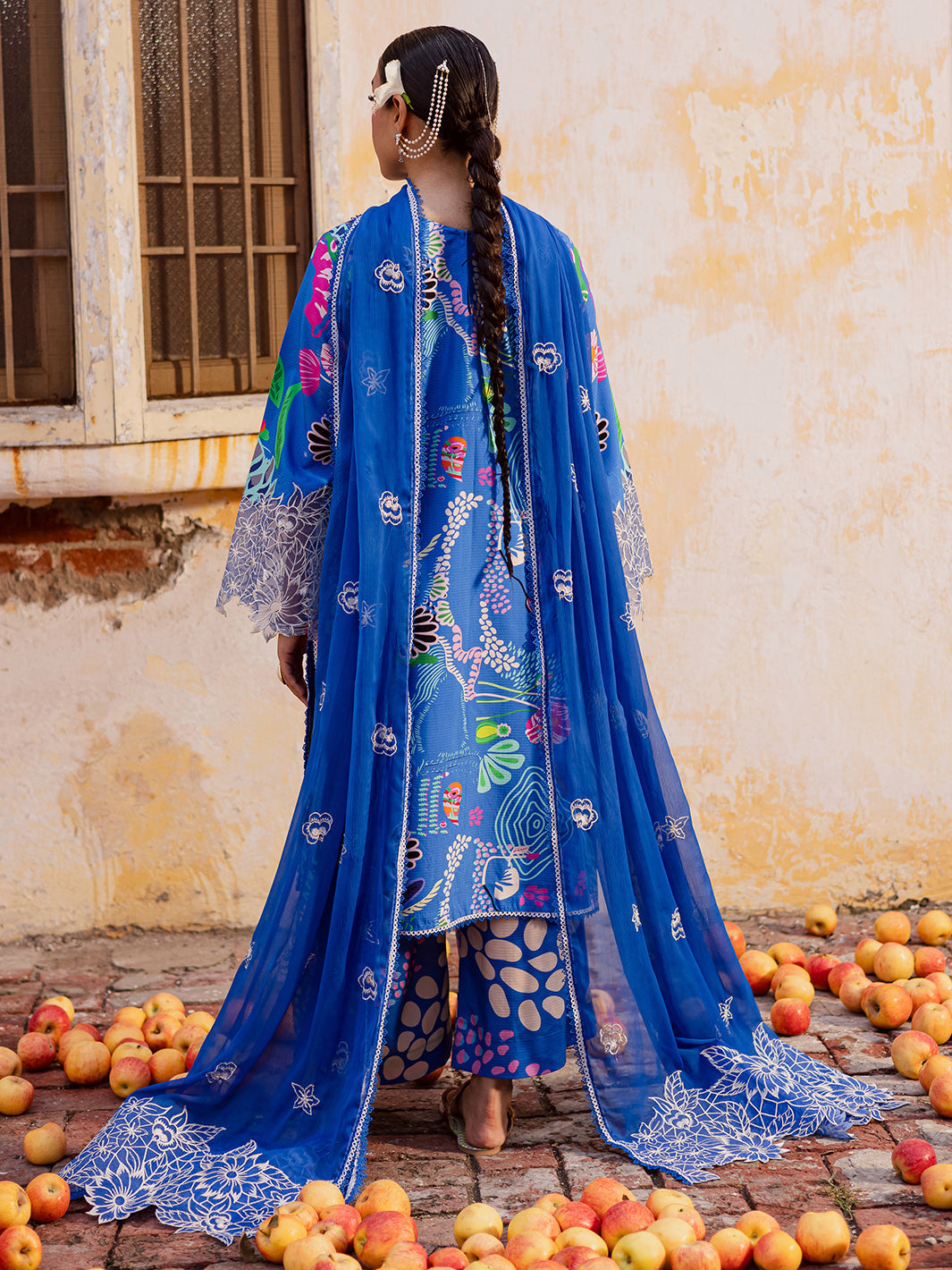Mahnur | Gulzar Winter 25 | G - 10 - Official Mahnur stockist in UK - Sakeena London