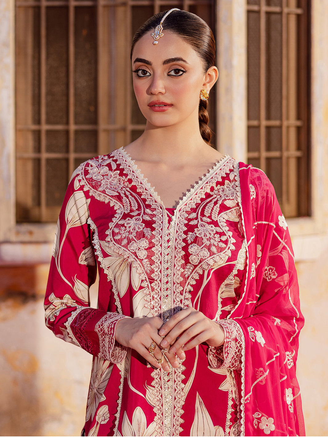 Mahnur | Gulzar Winter 25 | G - 11 - Official Mahnur stockist in UK - Sakeena London