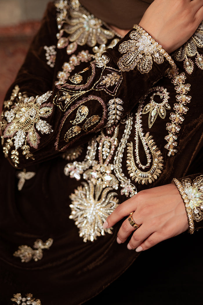 Saira Rizwan | Velvet Pret 25 | GURR-SRVP25-09 - Official Saira Rizwan stockist in UK - Sakeena London