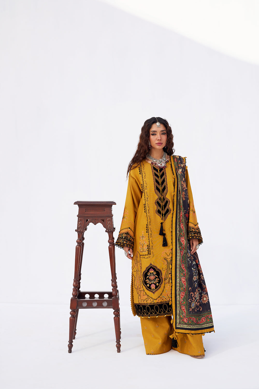 Saira Rizwan | Winter Khaddar 25 | ZARD-SRW25-03 - Official Saira Rizwan stockist in UK - Sakeena London