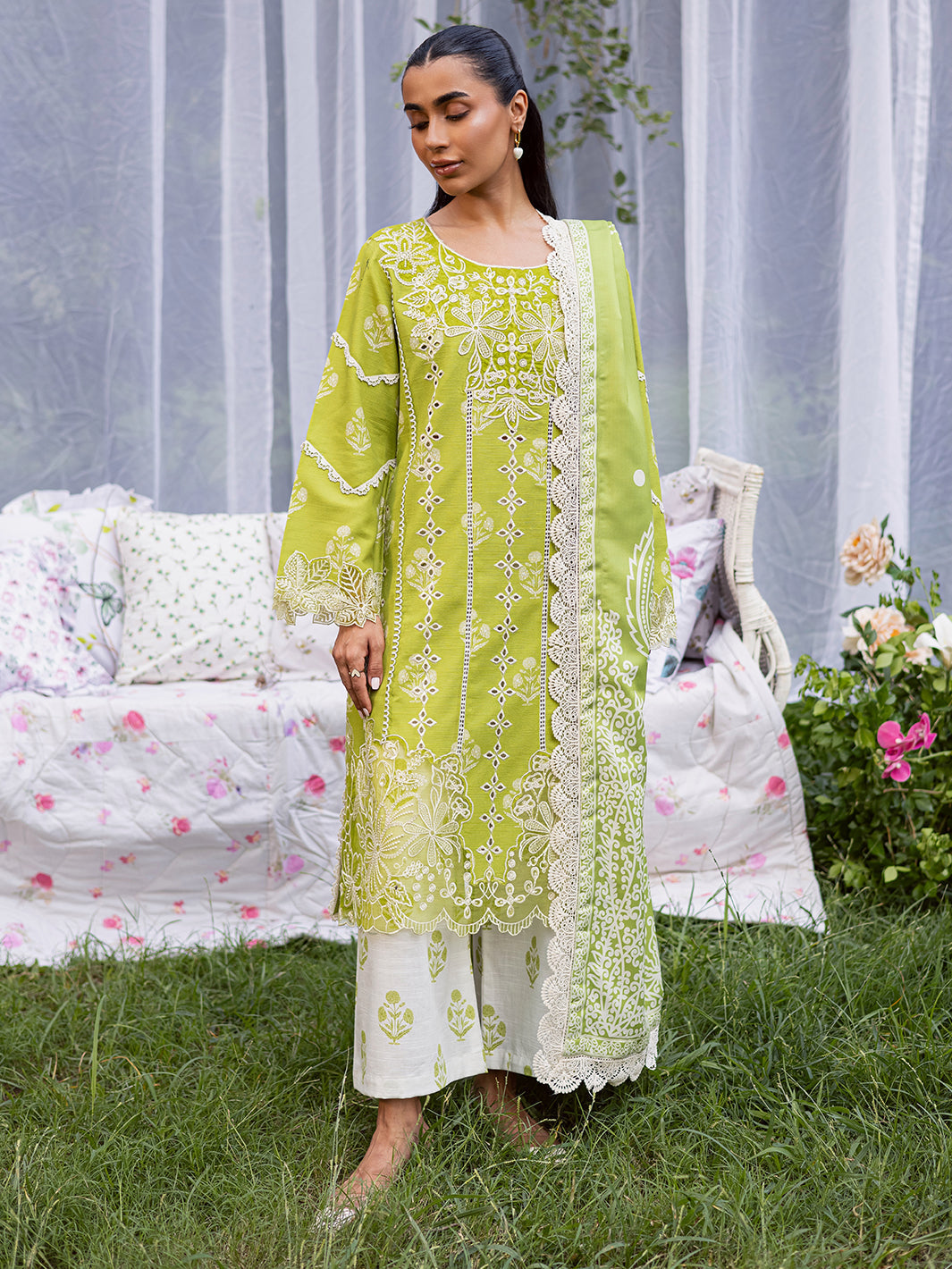 Mahnur | Gardenia Khaddar 25 | GR-03 - Official Mahnur stockist in UK - Sakeena London
