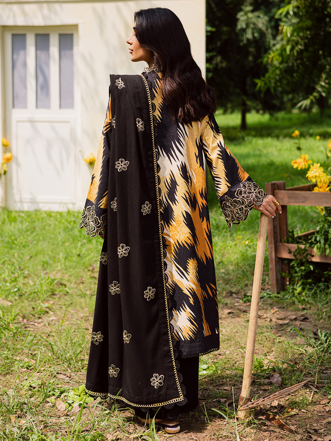 Mahnur | Gardenia Khaddar 25 | GR-09 - Official Mahnur stockist in UK - Sakeena London