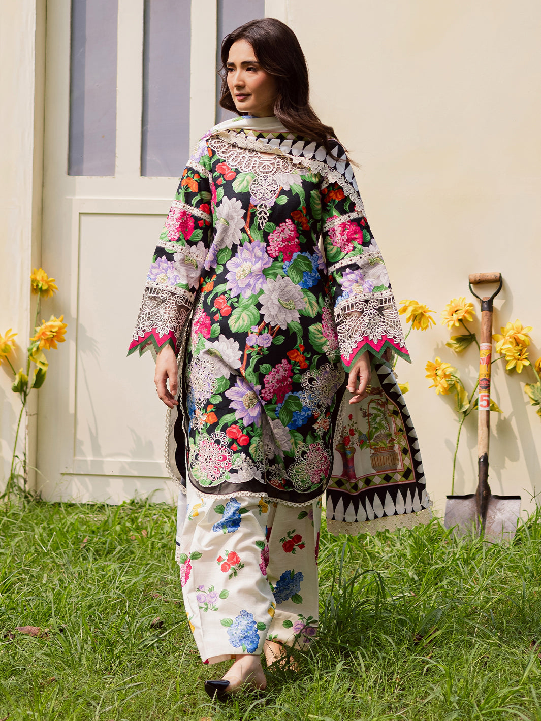 Mahnur | Gardenia Khaddar 25 | GR-10 - Official Mahnur stockist in UK - Sakeena London