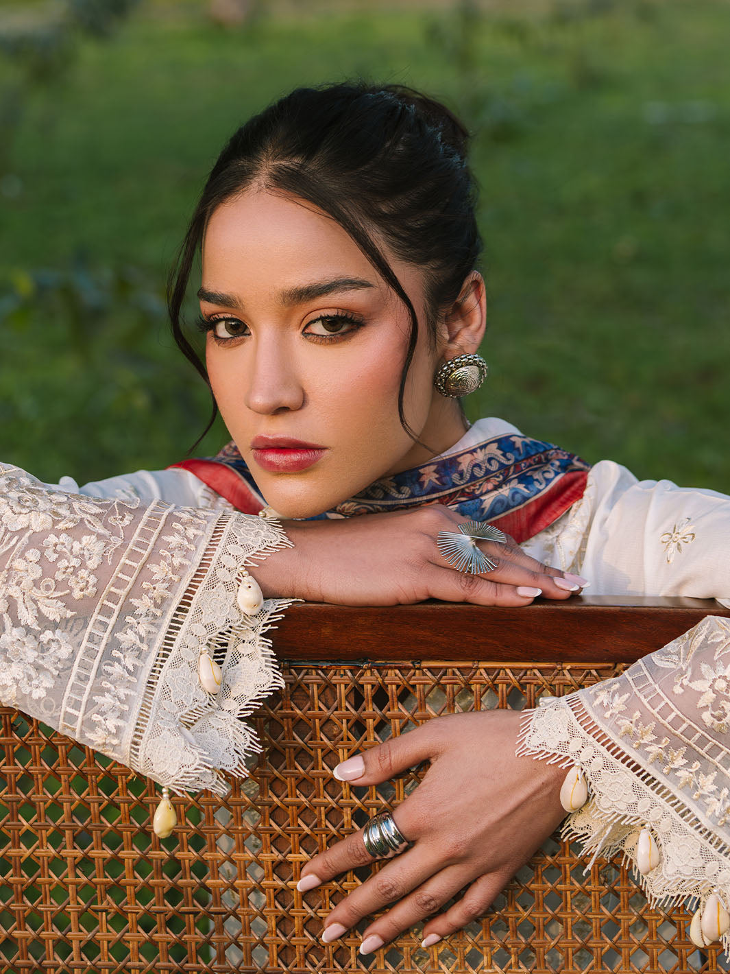Mahnur | Dahlia Luxury Lawn 25 | Gia - Official Mahnur stockist in UK - Sakeena London