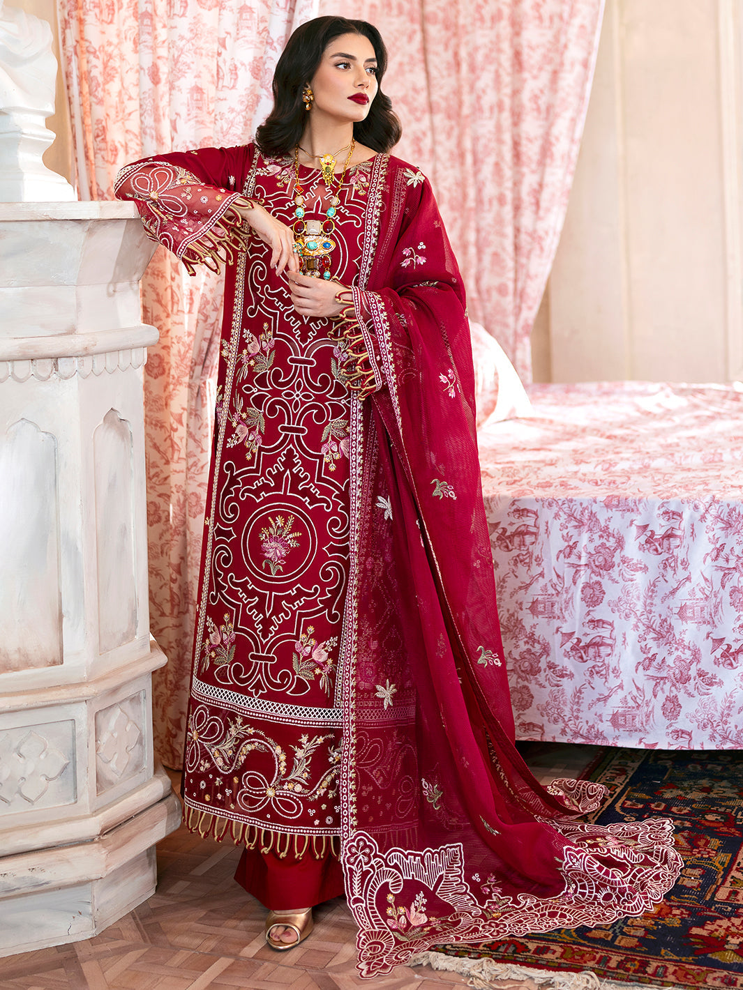 Mahnur | Sophie Luxury Lawn 25 | Ginny - Official Mahnur stockist in UK - Sakeena London