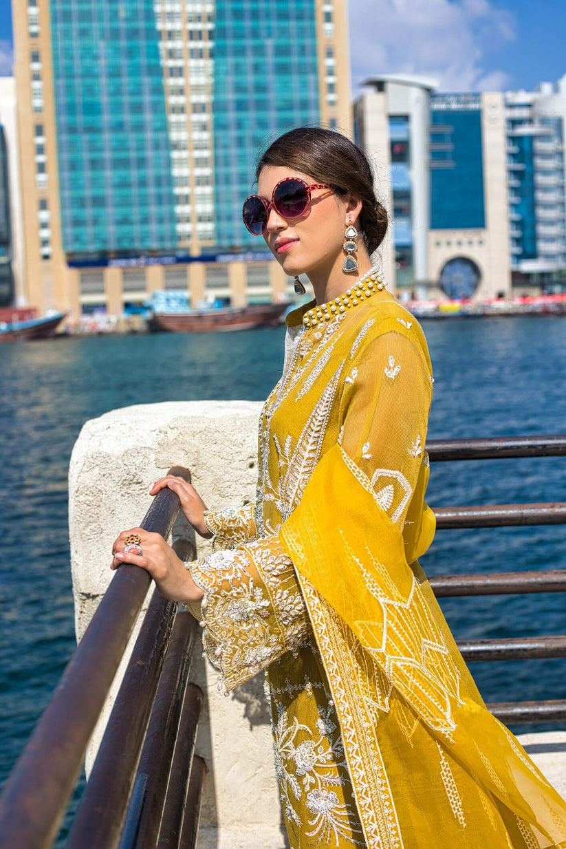 Kara | Kamdani Festive Collection | Glowing Aura - Official Kara stockist in UK - Sakeena London