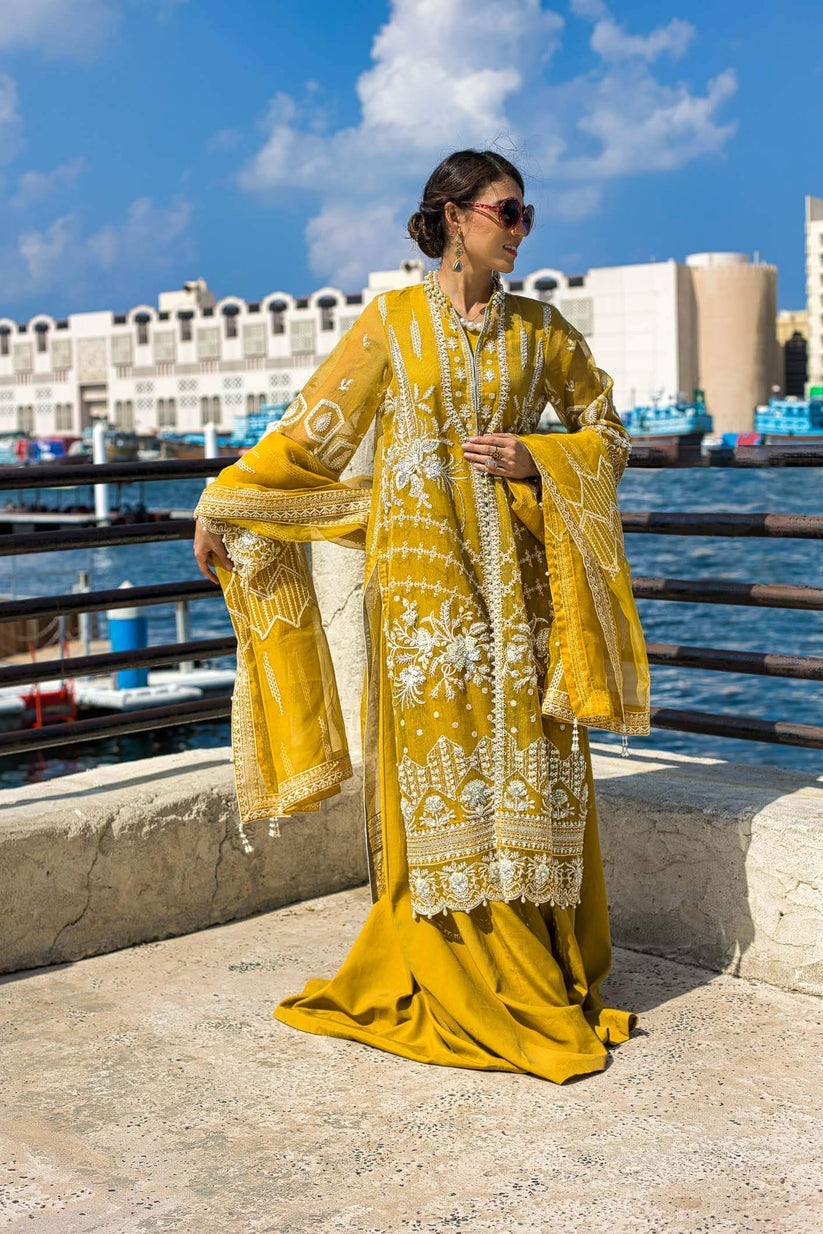 Kara | Kamdani Festive Collection | Glowing Aura - Official Kara stockist in UK - Sakeena London