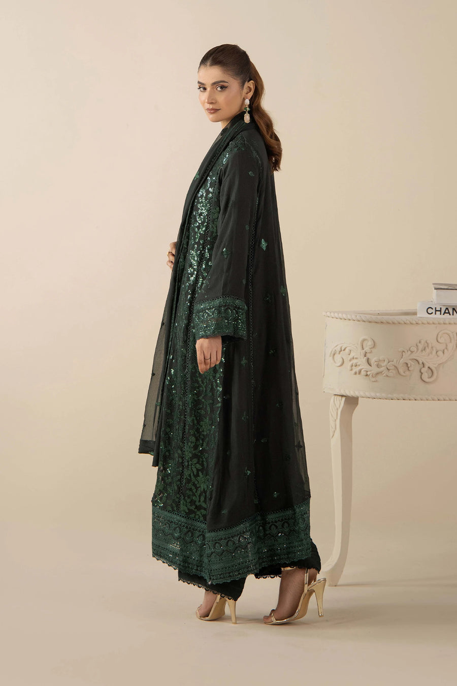 Adans Libas | Adan Gowns 25 | GOWN 1560 - Official Adans Libas stockist in UK - Sakeena London